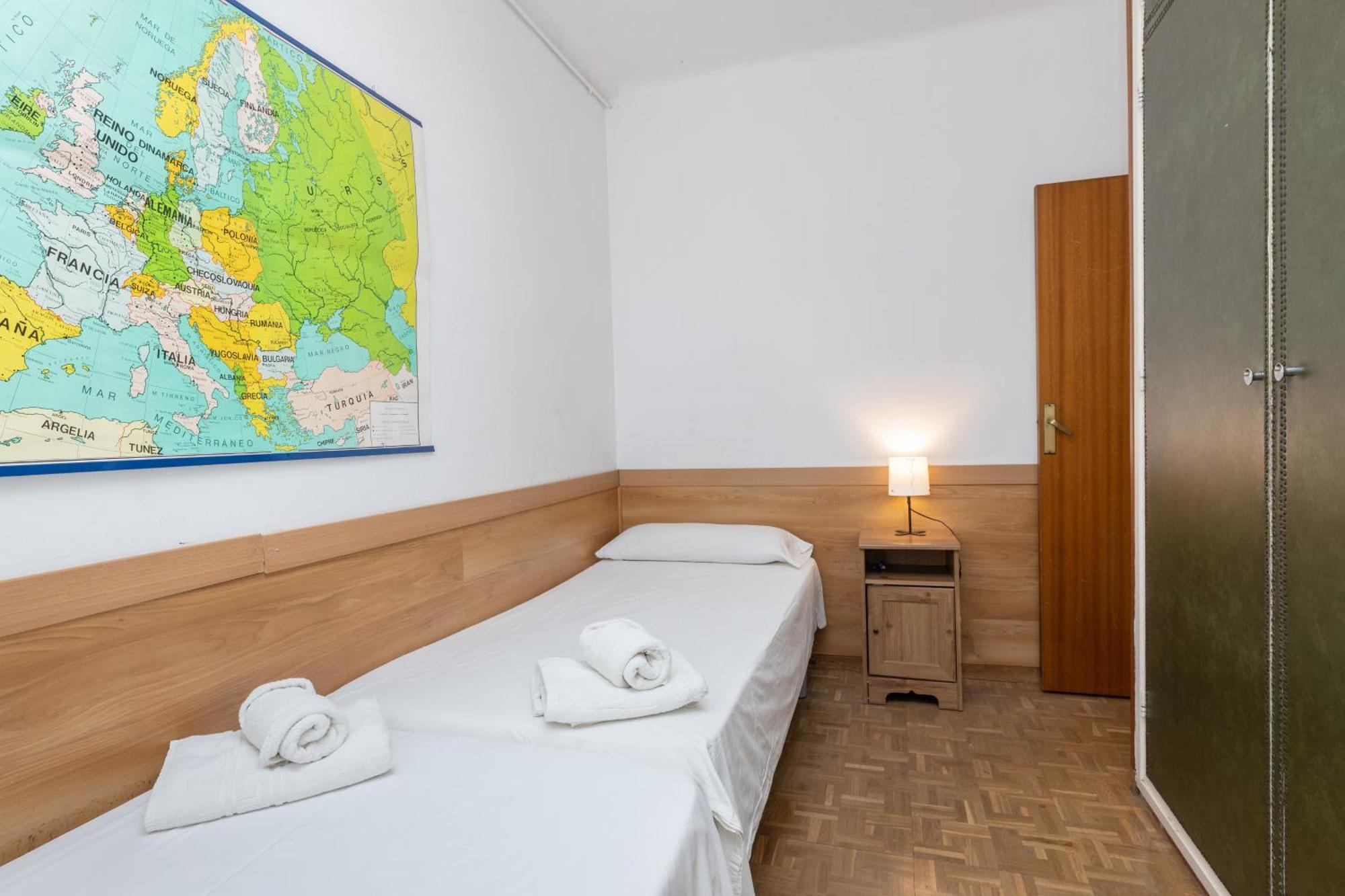 Aparteasy - Atic Sants Barcelona Exterior photo