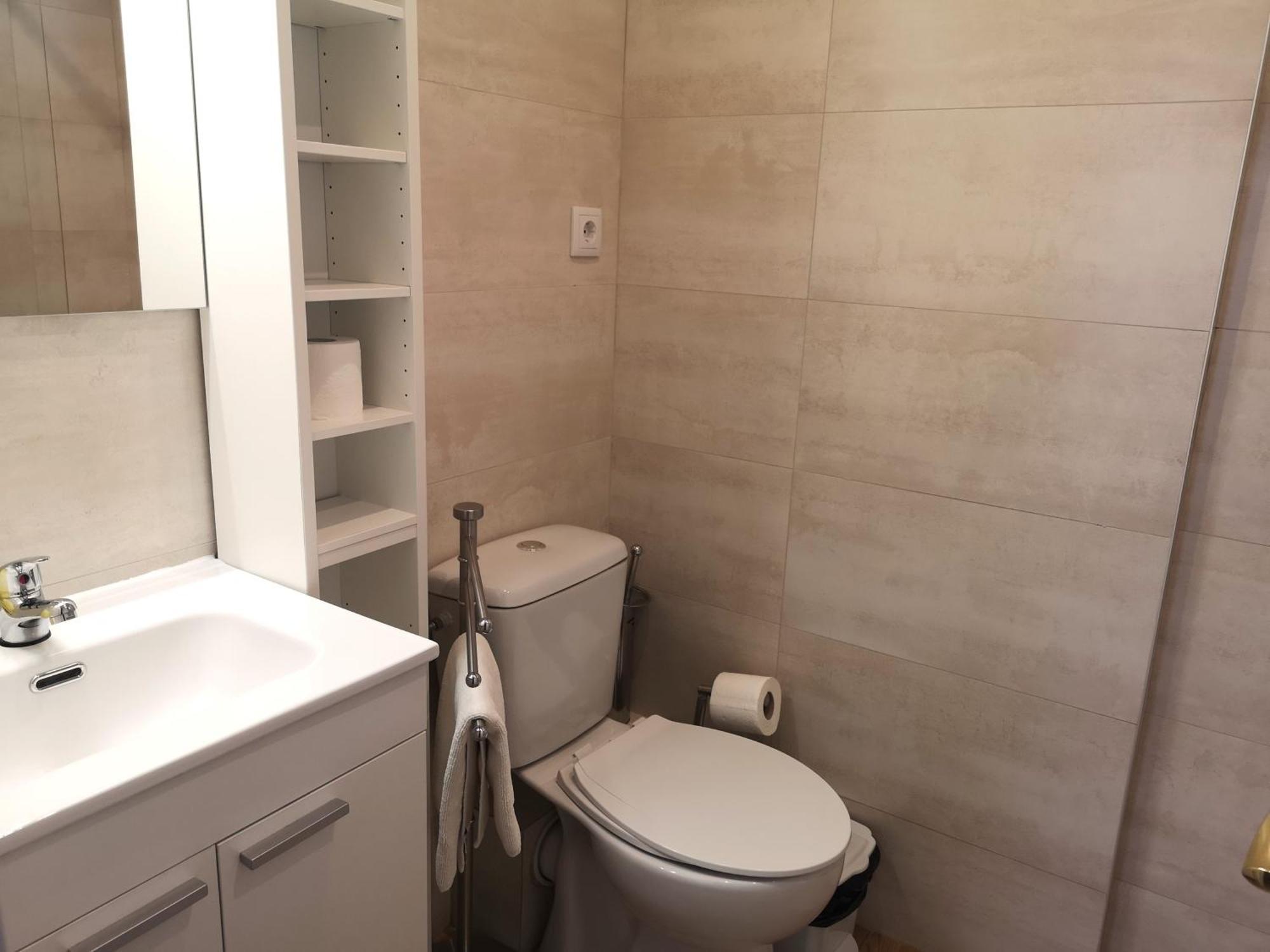 Aparteasy - Atic Sants Barcelona Exterior photo